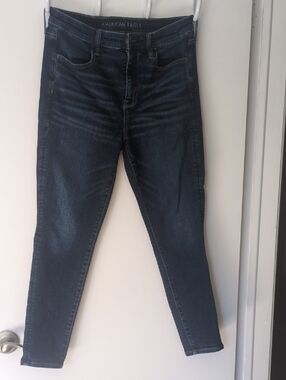 American Eagle Outfitters Women’s Dark Wash High Rise Jeans Stretch